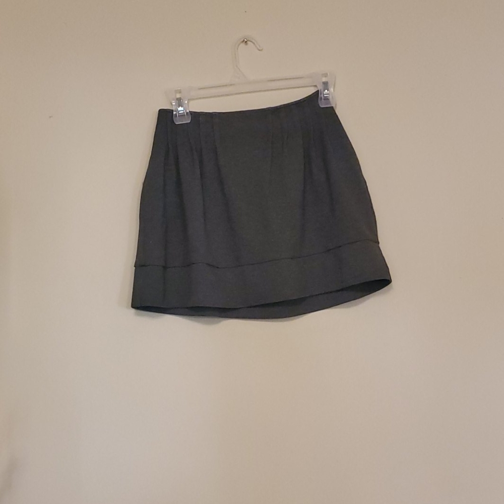 Grey skirt